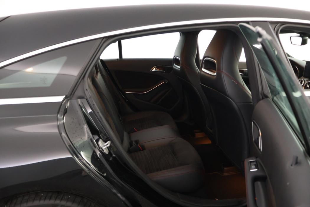 MERCEDES-BENZ CLA 2018