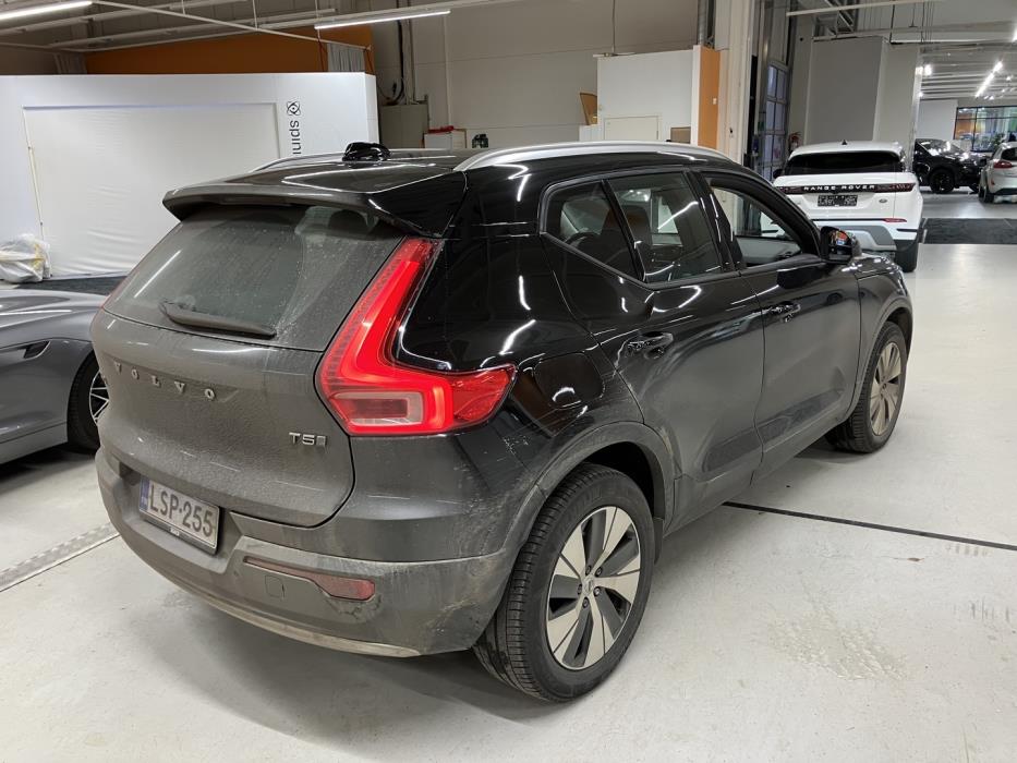 VOLVO XC40 2020