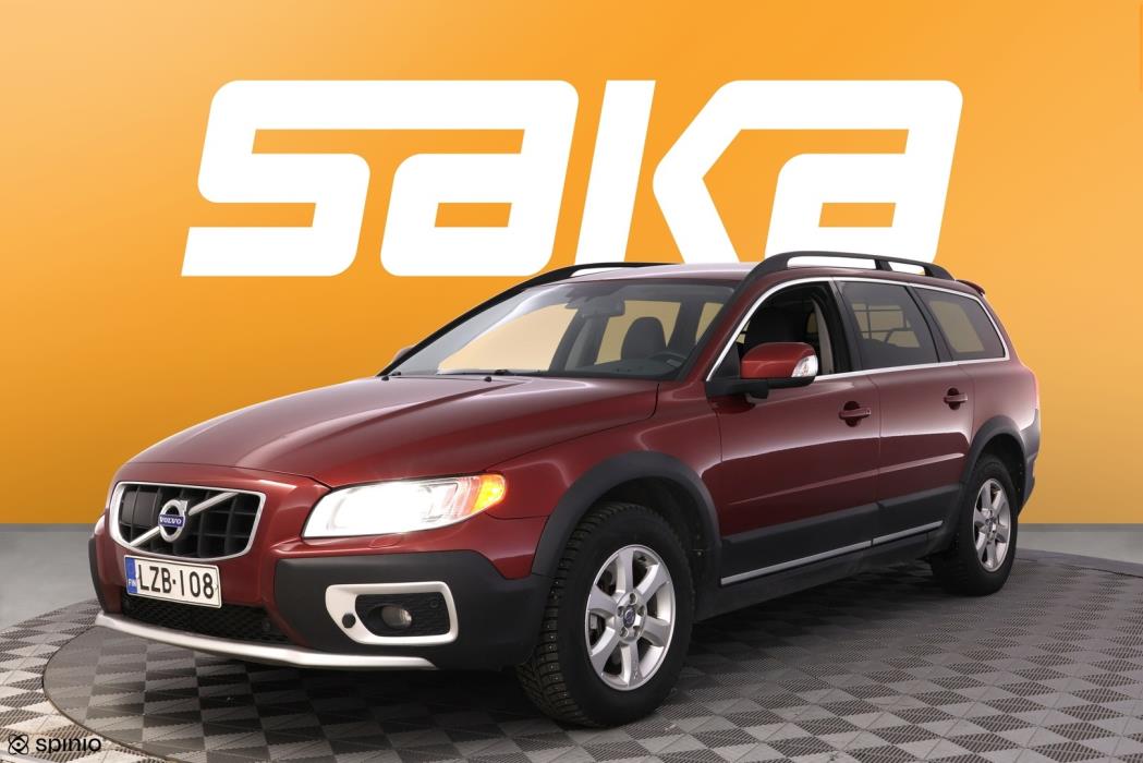 VOLVO XC70 2011