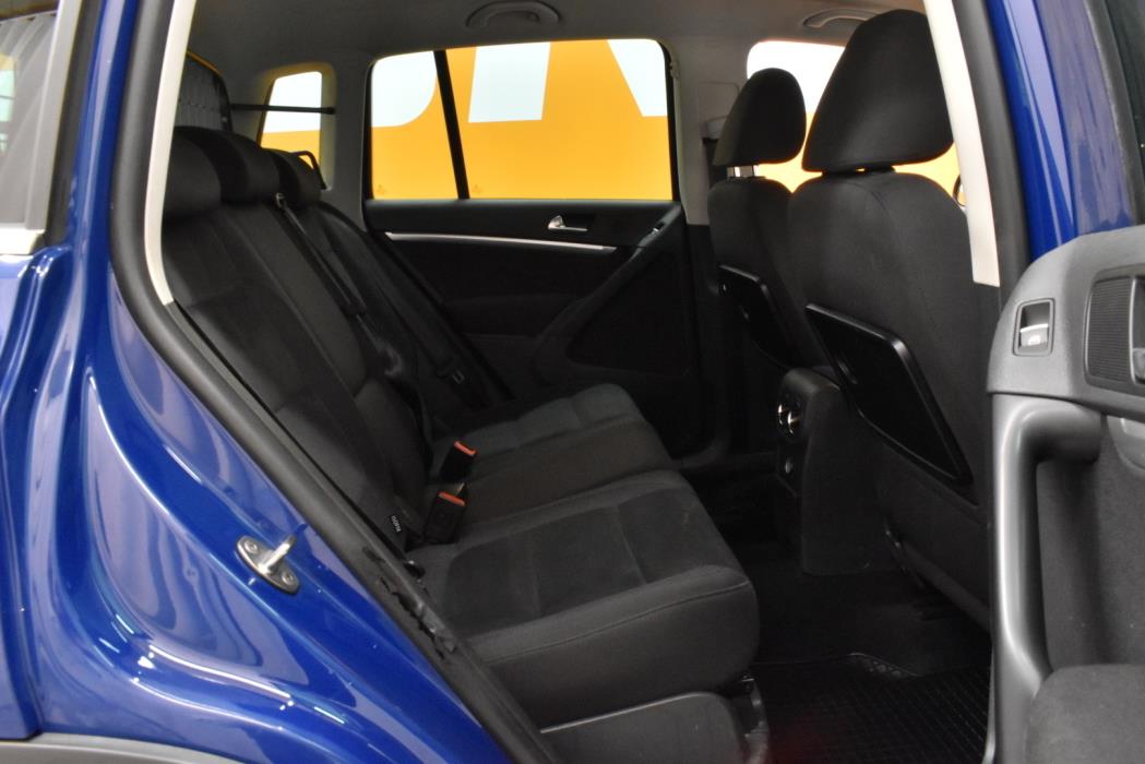 VOLKSWAGEN Tiguan 2013