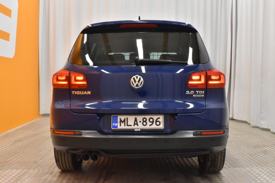 VOLKSWAGEN Tiguan 2013