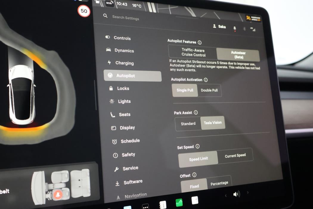 TESLA Model 3 2023