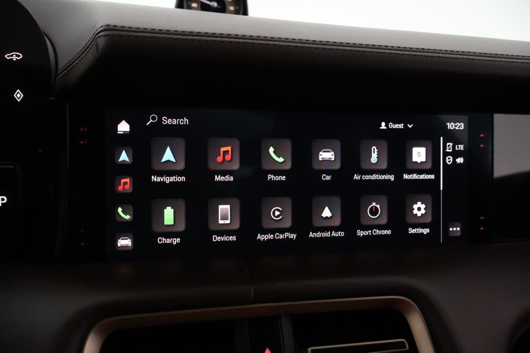 PORSCHE Taycan 2020
