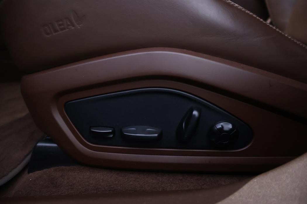 PORSCHE Taycan 2020
