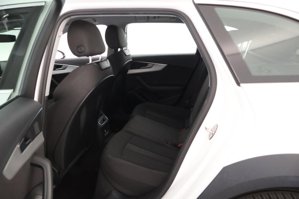 AUDI A4 allroad quattro 2018