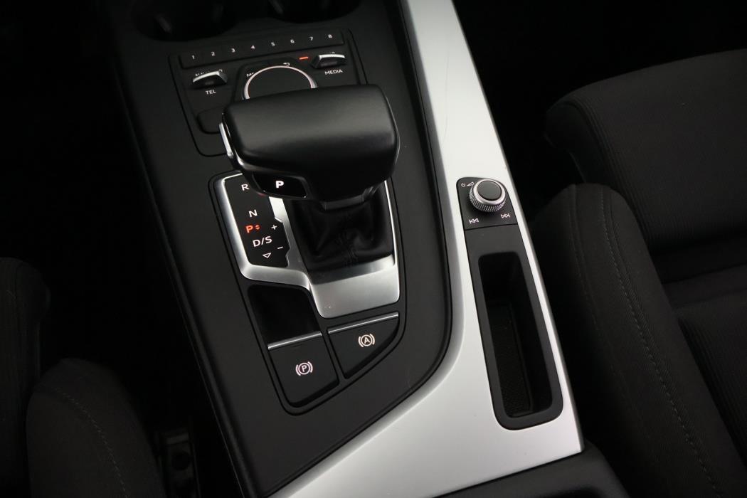 AUDI A4 allroad quattro 2018
