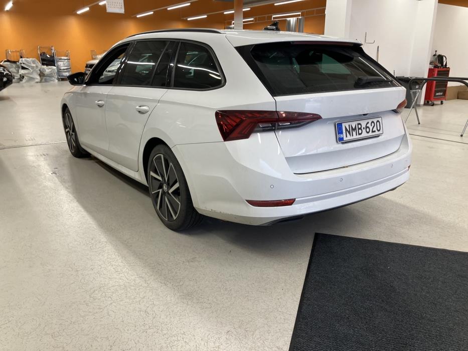 SKODA Octavia 2021