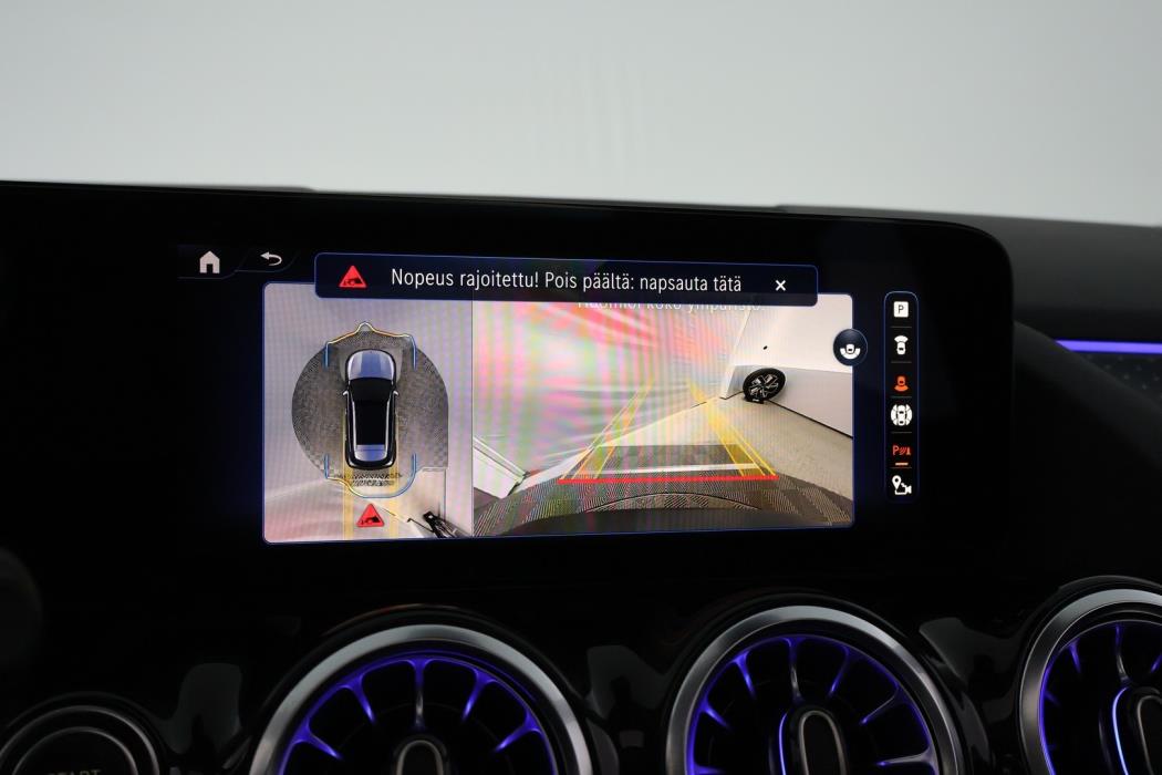 MERCEDES-BENZ EQA 2025