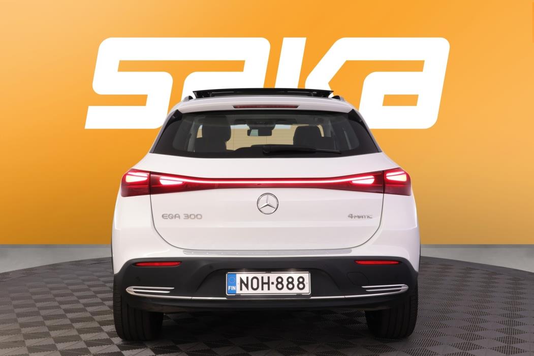 MERCEDES-BENZ EQA 2025