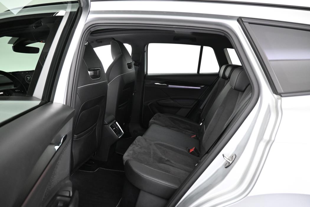 SKODA Enyaq 2023