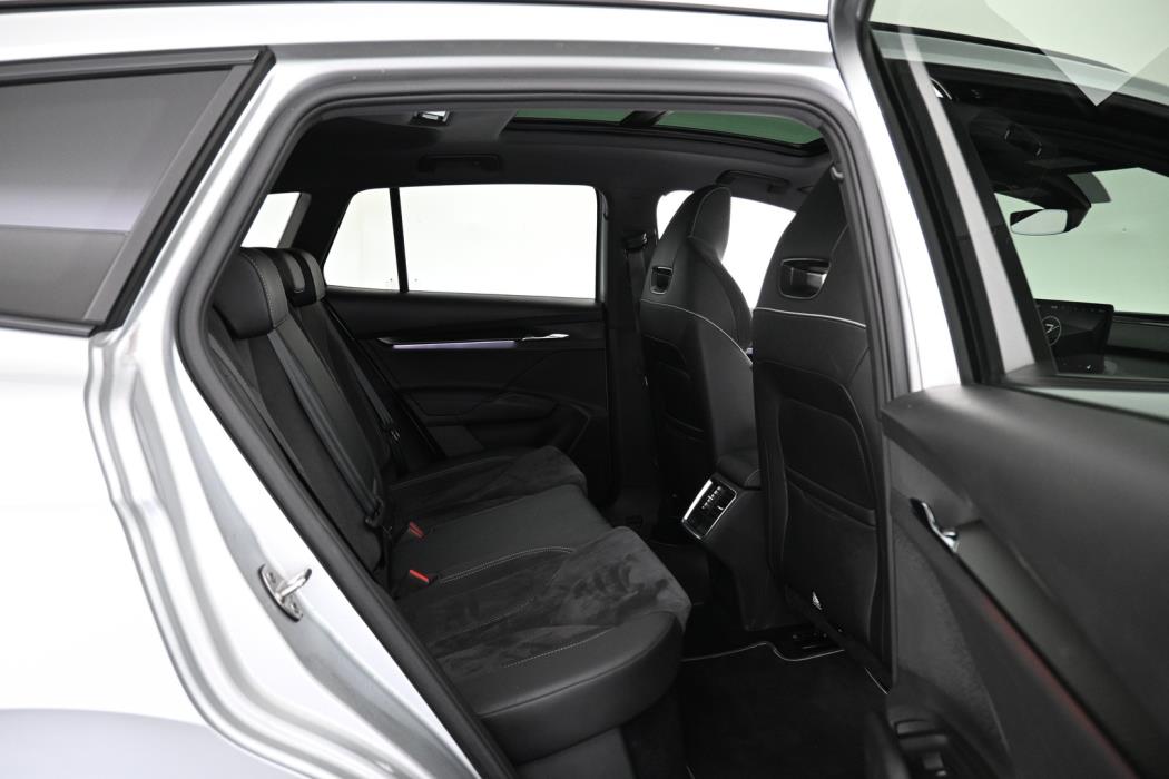 SKODA Enyaq 2023
