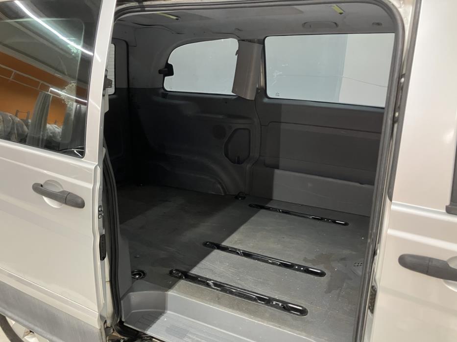 MERCEDES-BENZ Vito 2004
