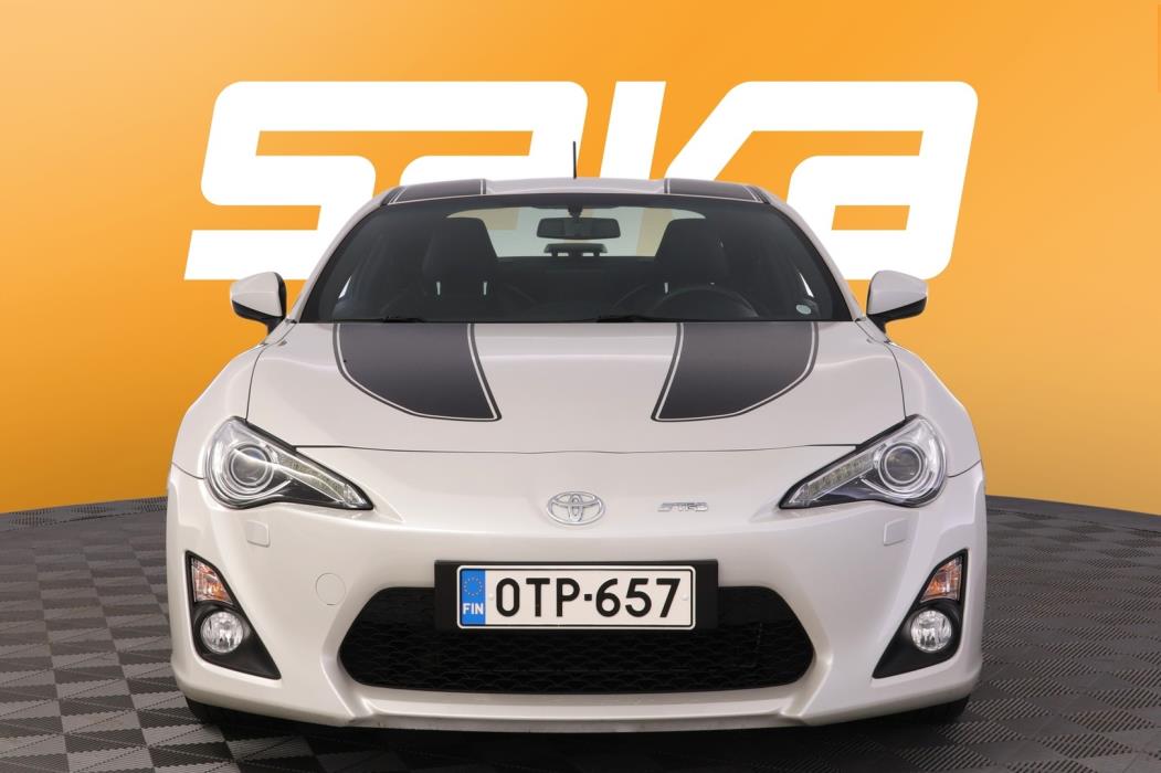 TOYOTA GT86 2013
