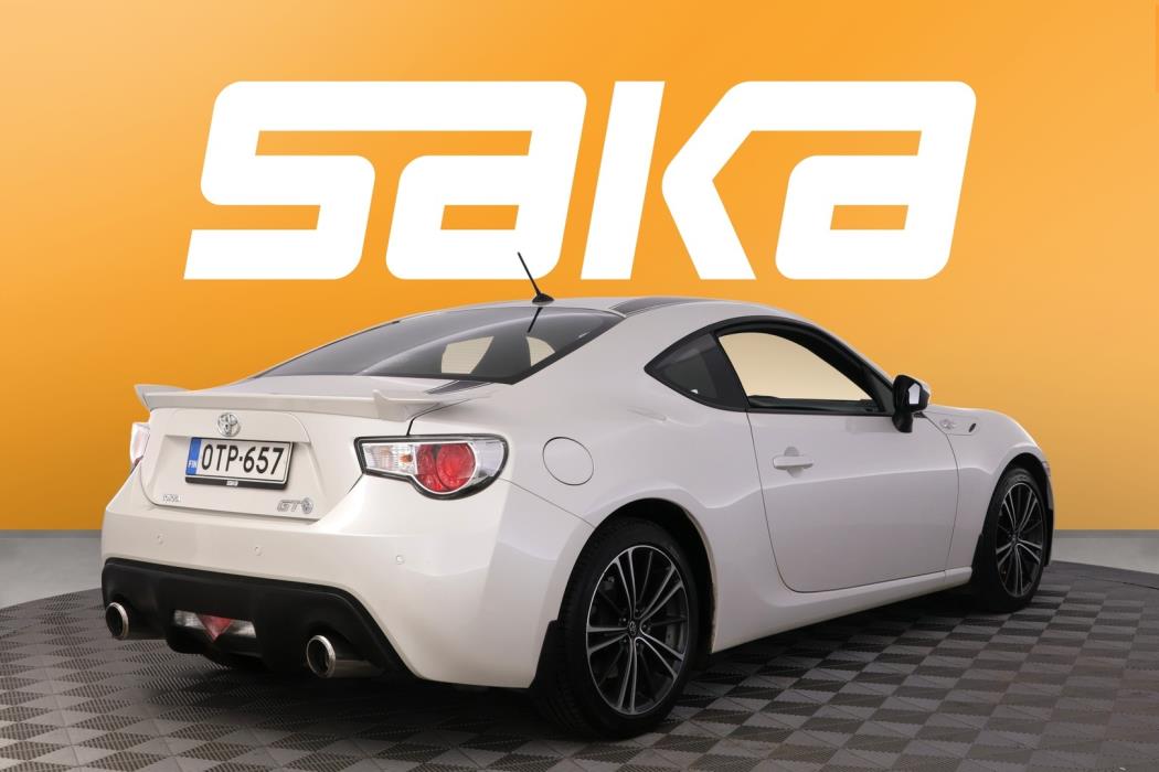 TOYOTA GT86 2013
