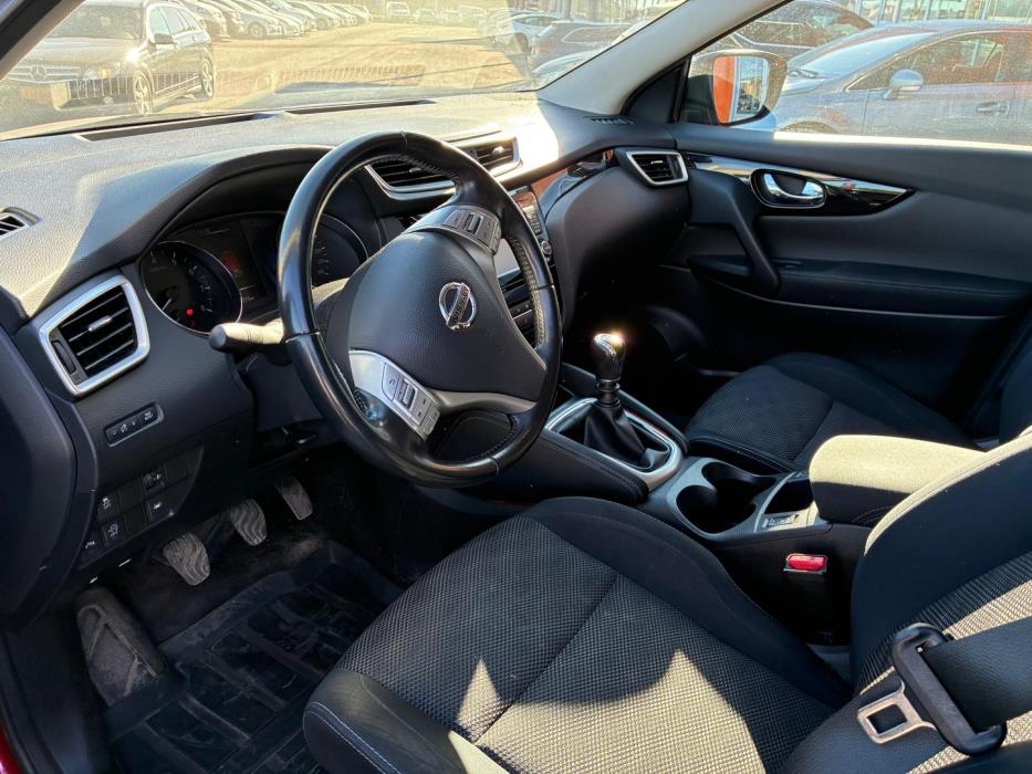 NISSAN Qashqai 2014