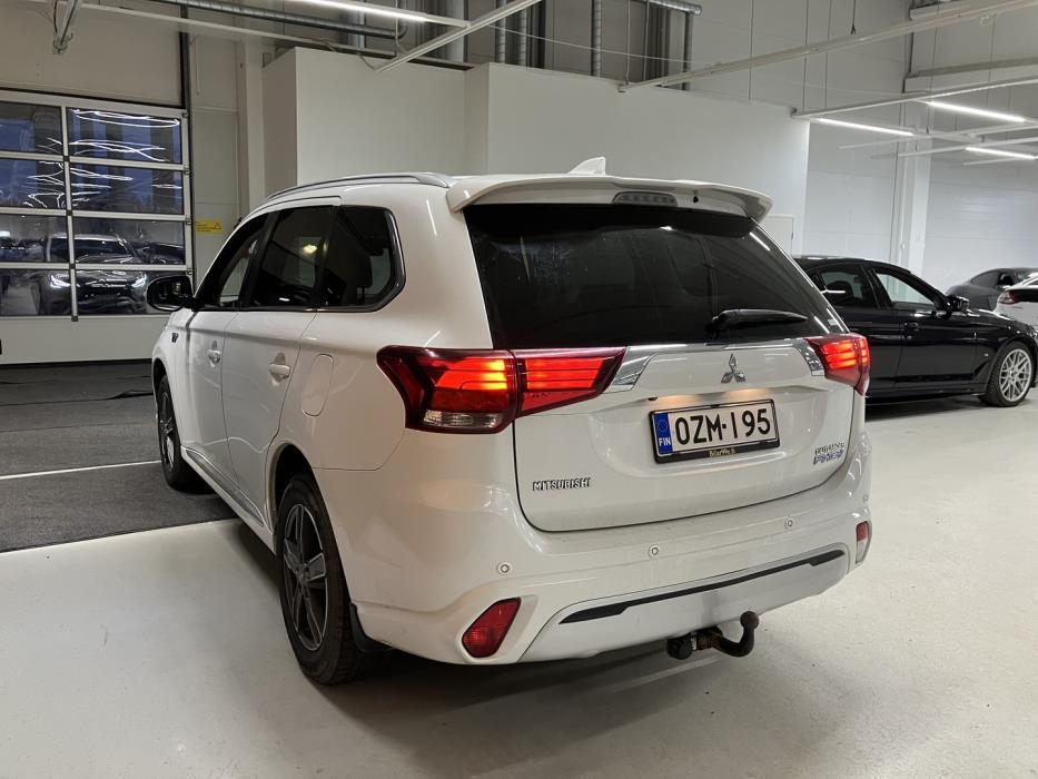 MITSUBISHI Outlander 2019