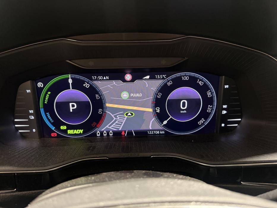SKODA Superb 2021