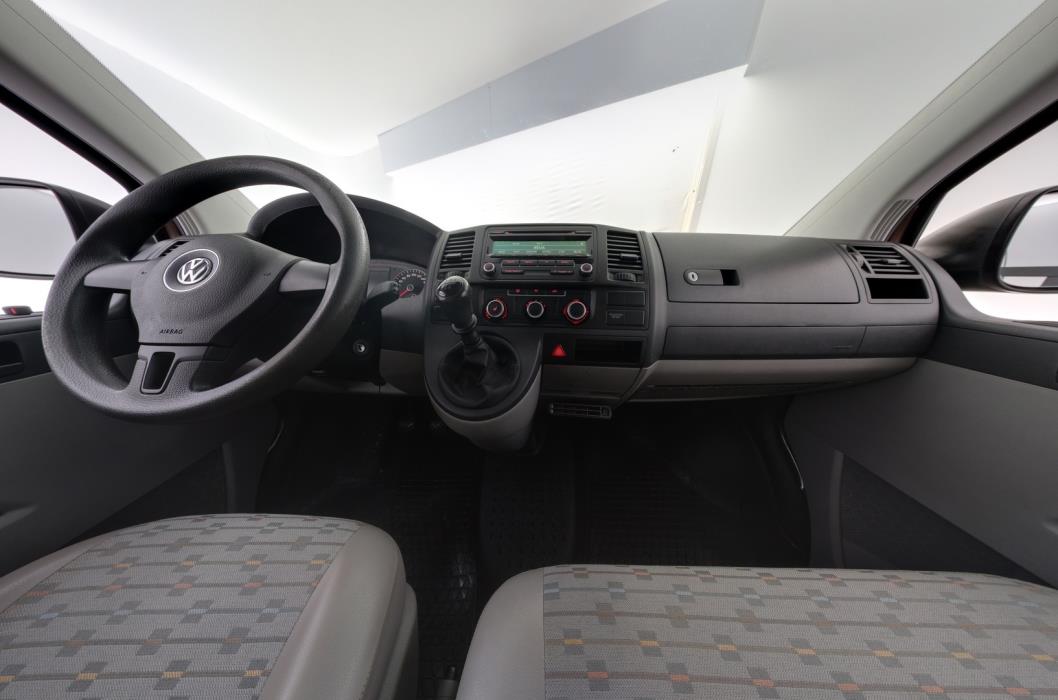 VOLKSWAGEN Transporter 2012