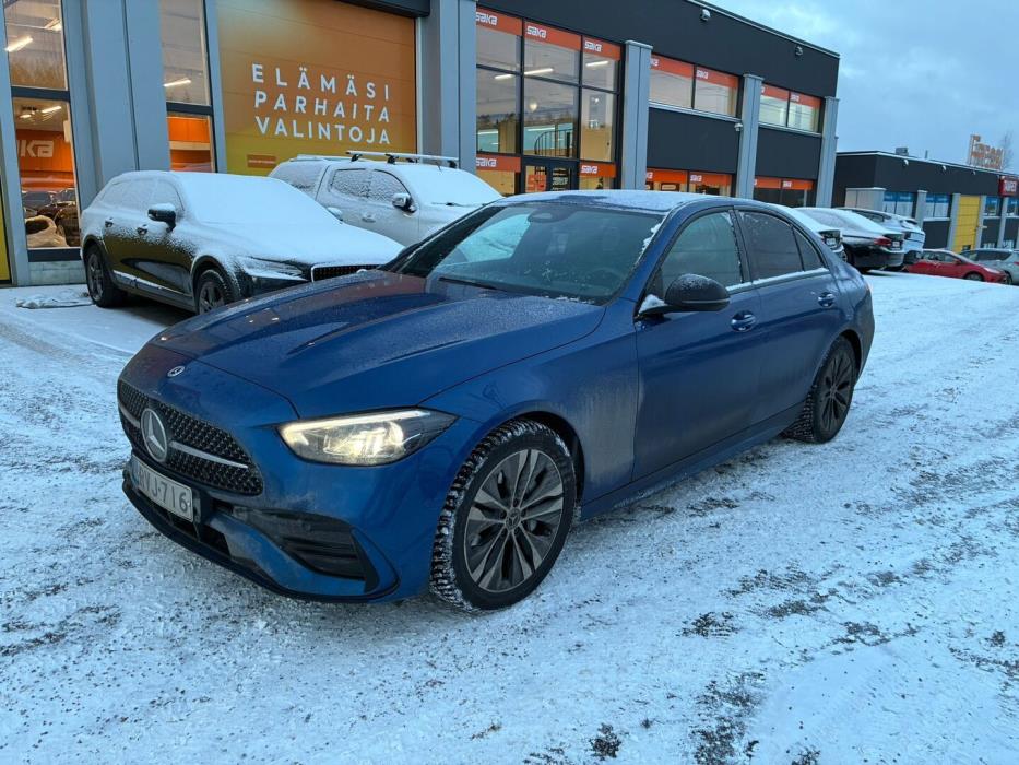 MERCEDES-BENZ C 2023