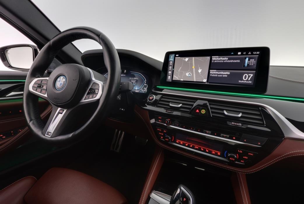 BMW 545 2022