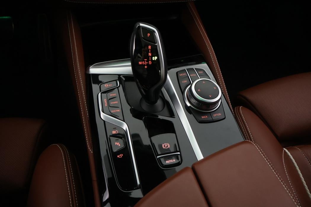 BMW 545 2022