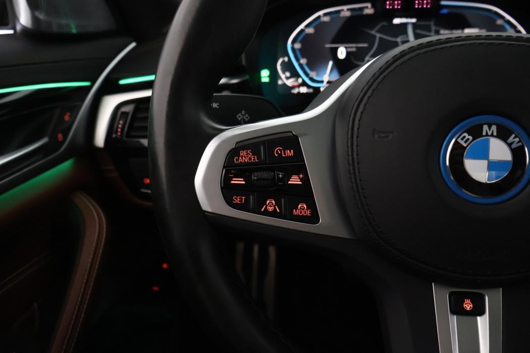 BMW 545 2022