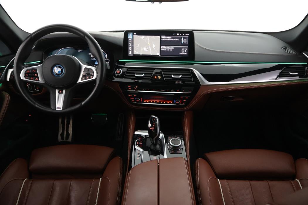 BMW 545 2022