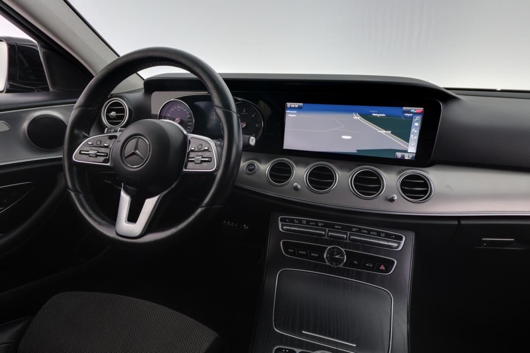 MERCEDES-BENZ E 2019