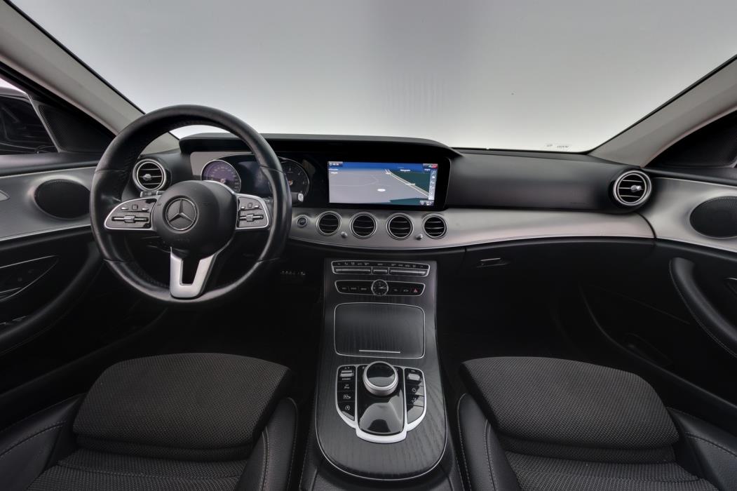 MERCEDES-BENZ E 2019