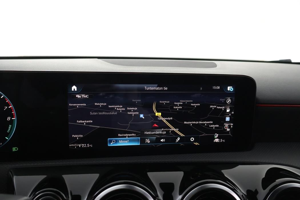 MERCEDES-BENZ A 2021