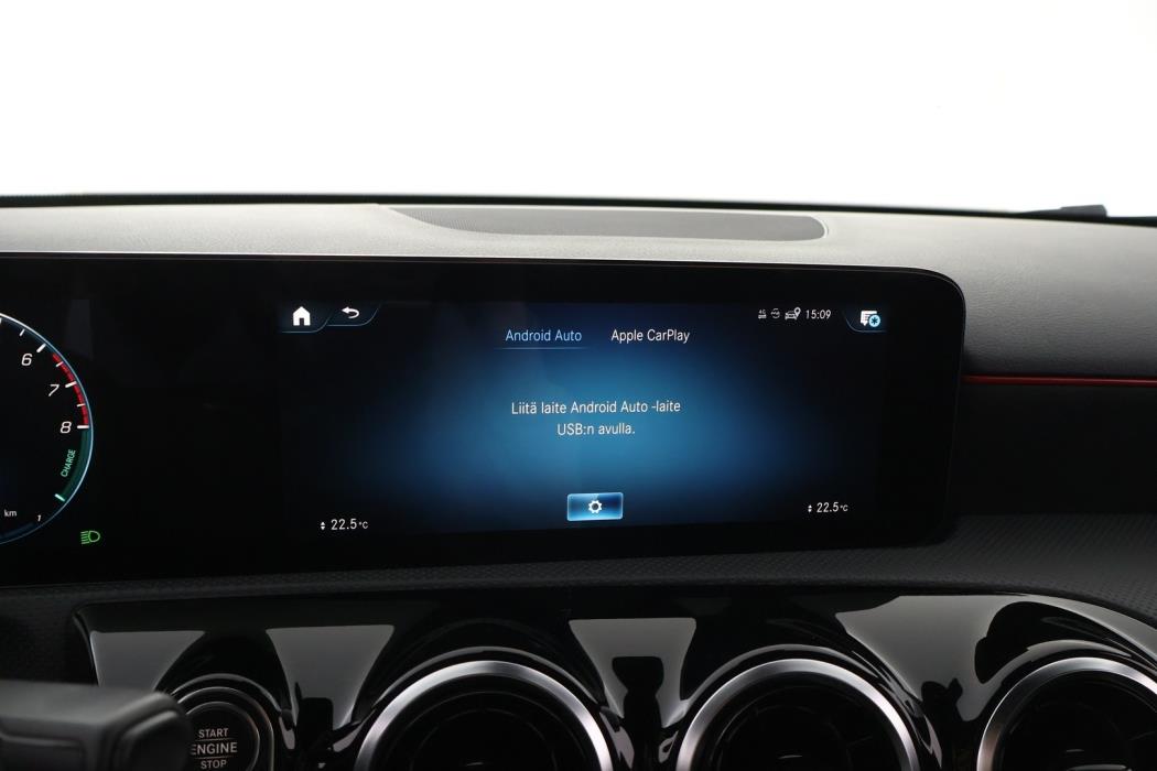 MERCEDES-BENZ A 2021