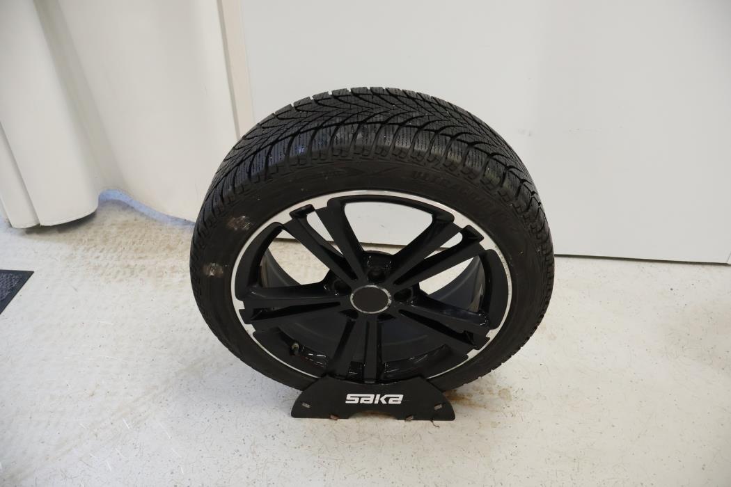 MERCEDES-BENZ A 2021