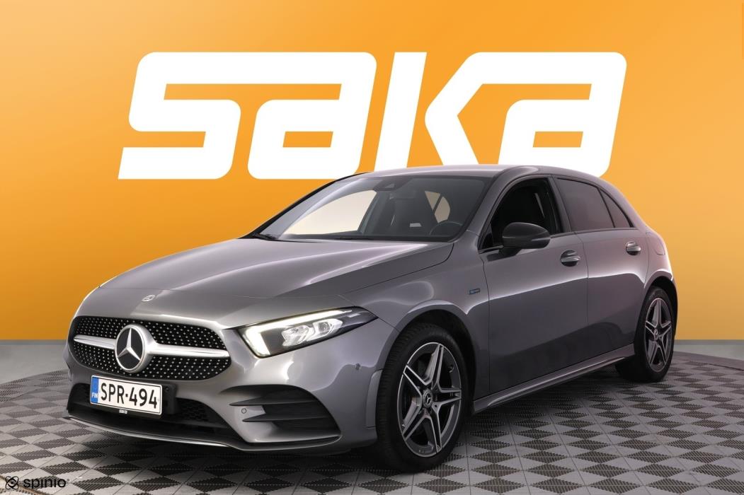 MERCEDES-BENZ A 2021