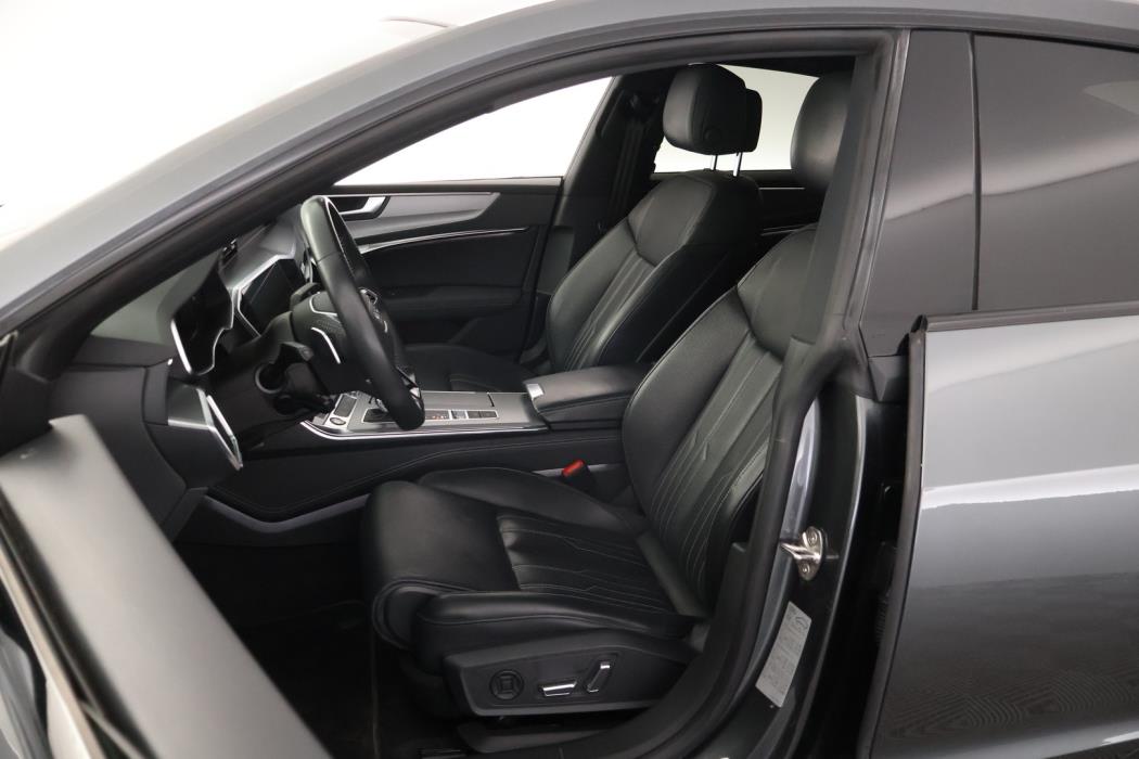 AUDI A7 2021