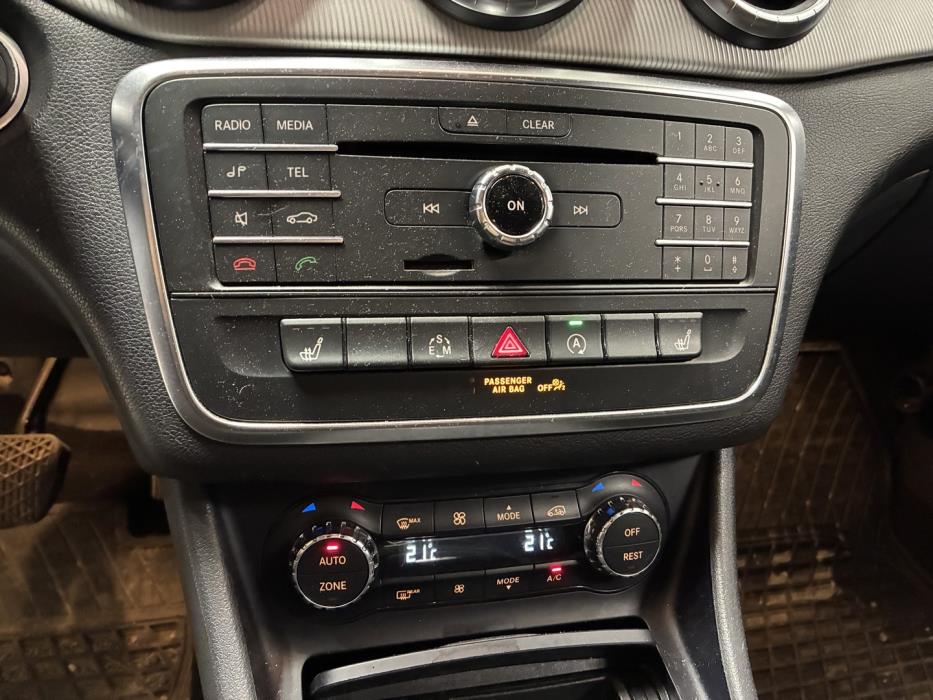 MERCEDES-BENZ CLA 2015