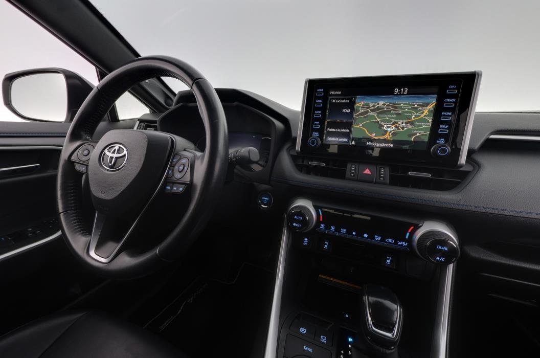 TOYOTA RAV4 2020
