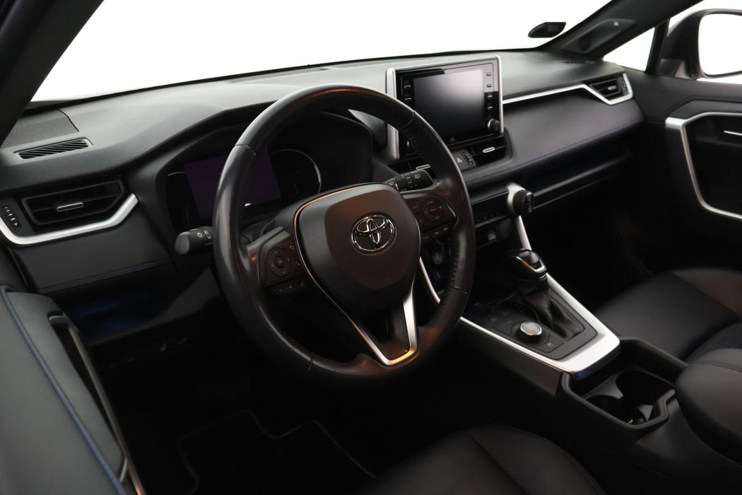 TOYOTA RAV4 2020