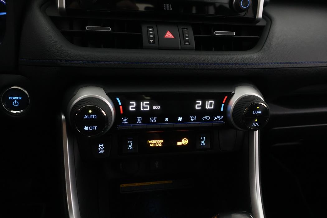 TOYOTA RAV4 2020