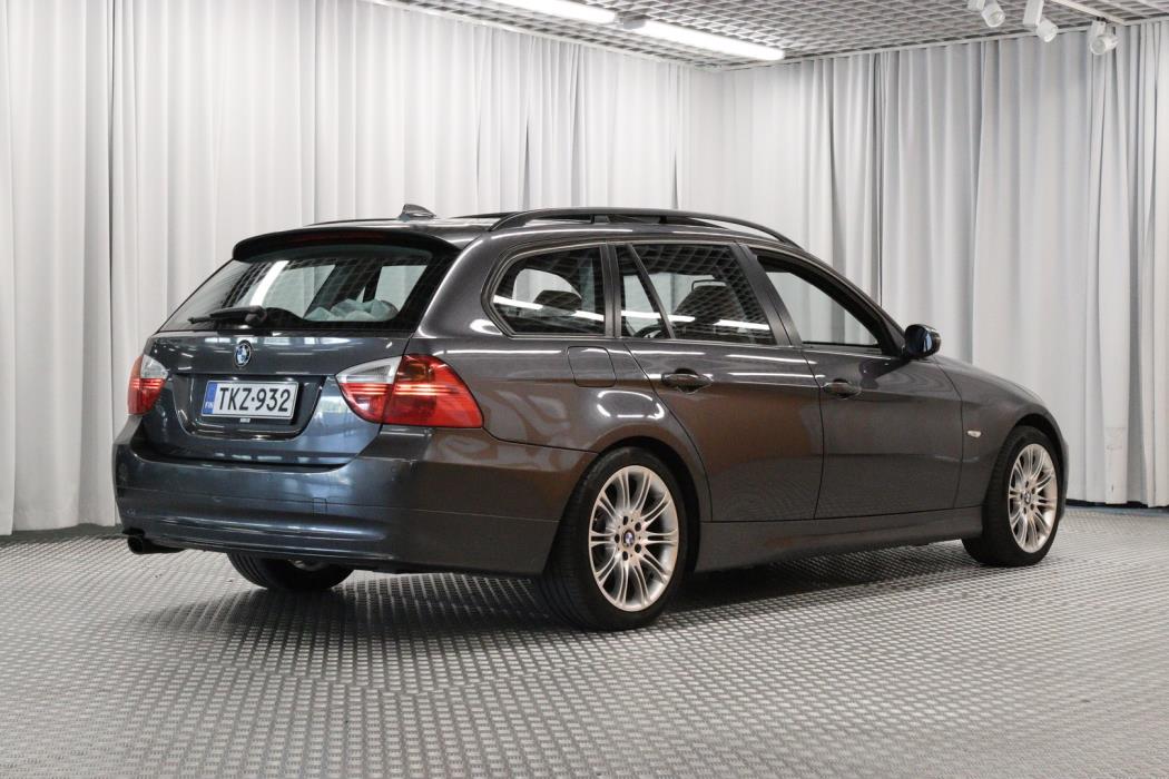 BMW 320 2007