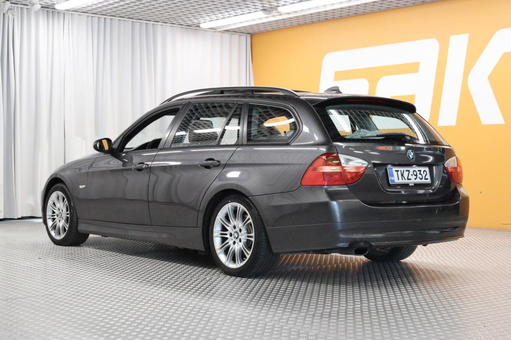 BMW 320 2007