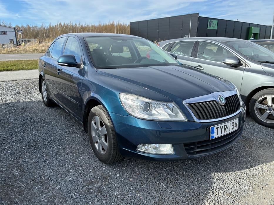 SKODA Octavia 2012