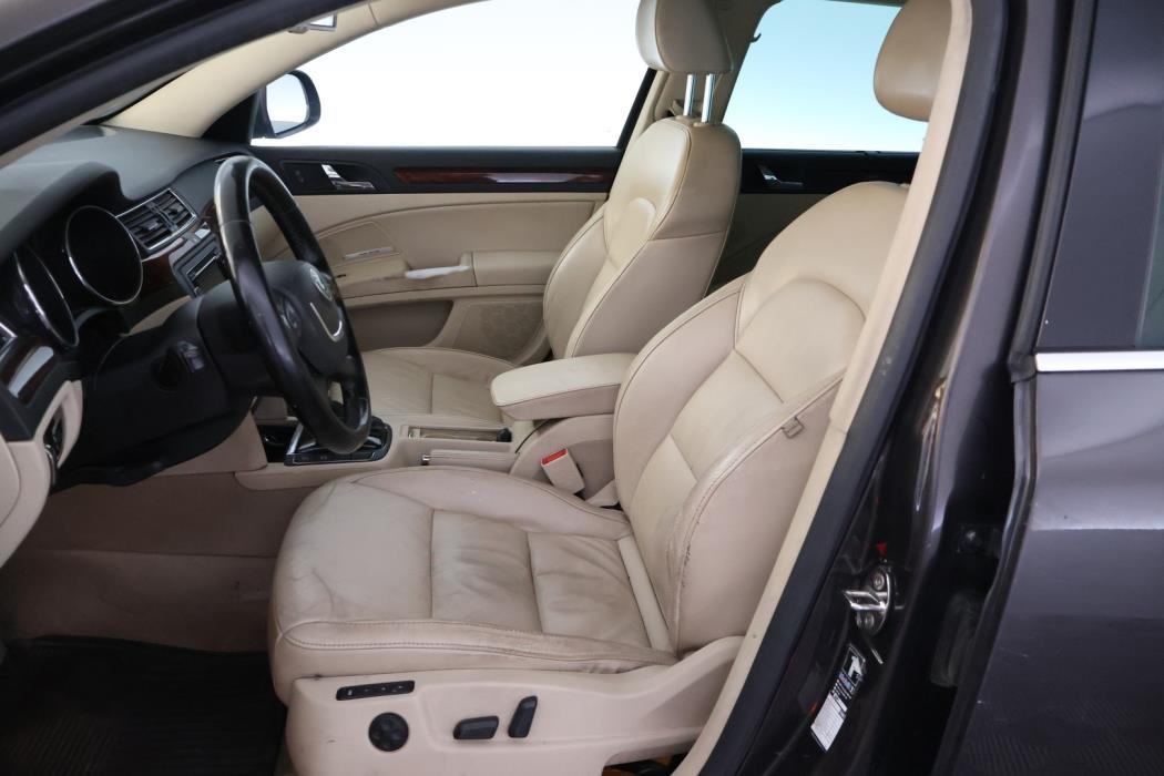 SKODA Superb 2010
