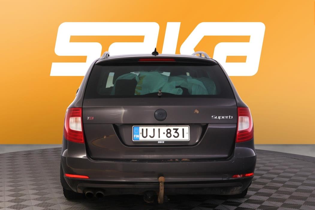 SKODA Superb 2010