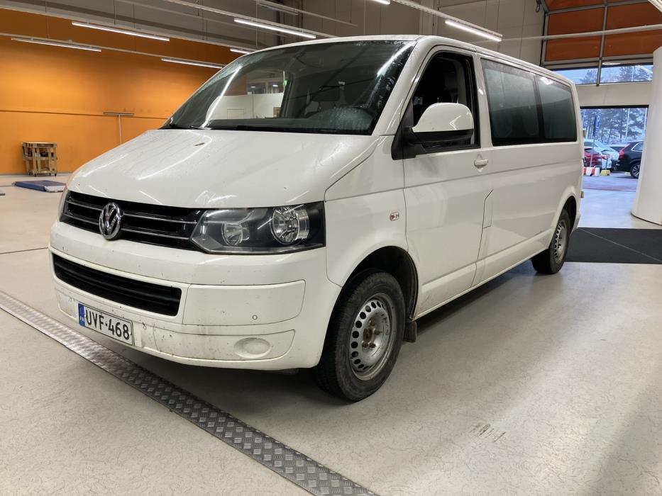 VOLKSWAGEN Caravelle 2015