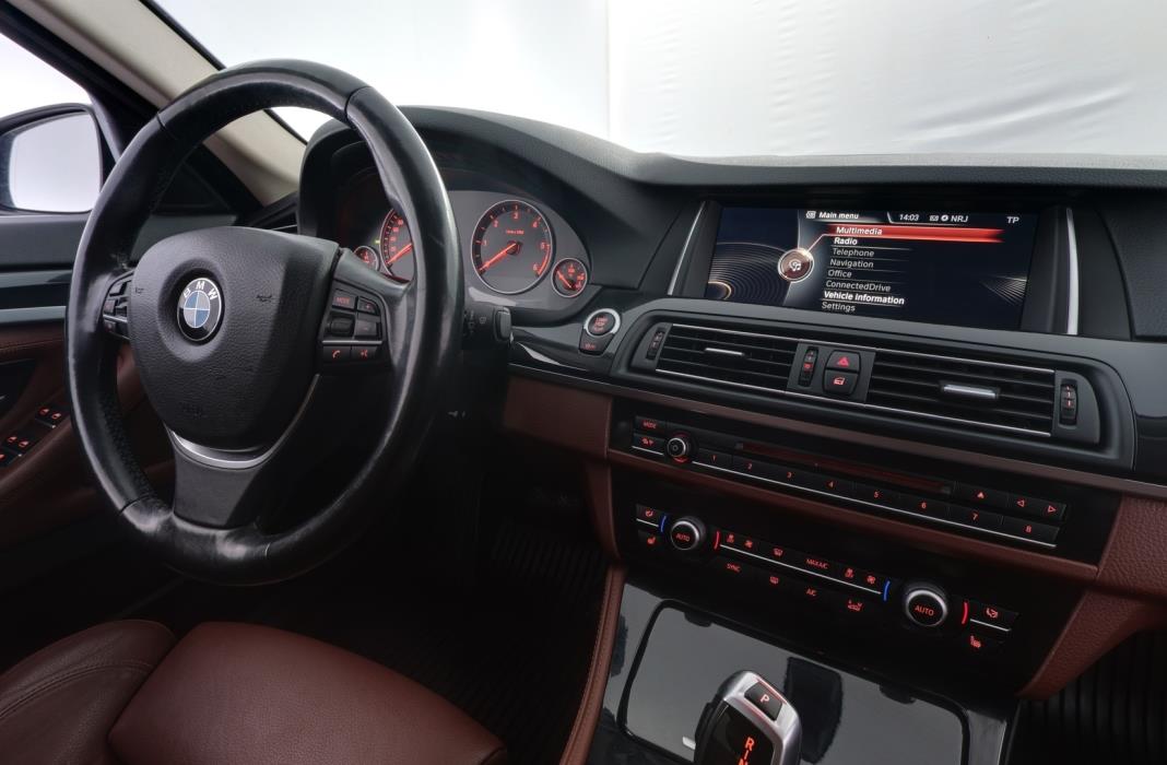 BMW 518 2016