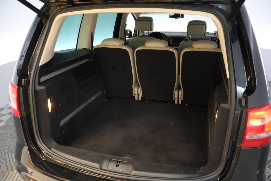 VOLKSWAGEN Sharan 2013