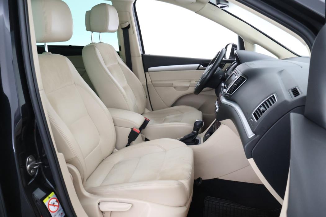 VOLKSWAGEN Sharan 2013