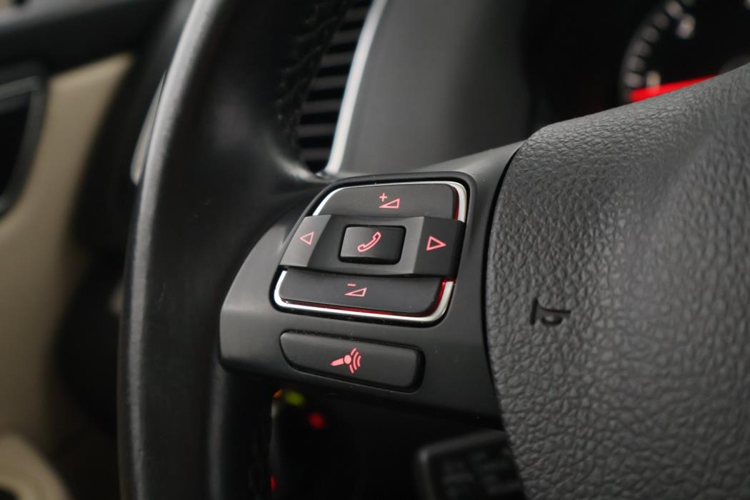 VOLKSWAGEN Sharan 2013