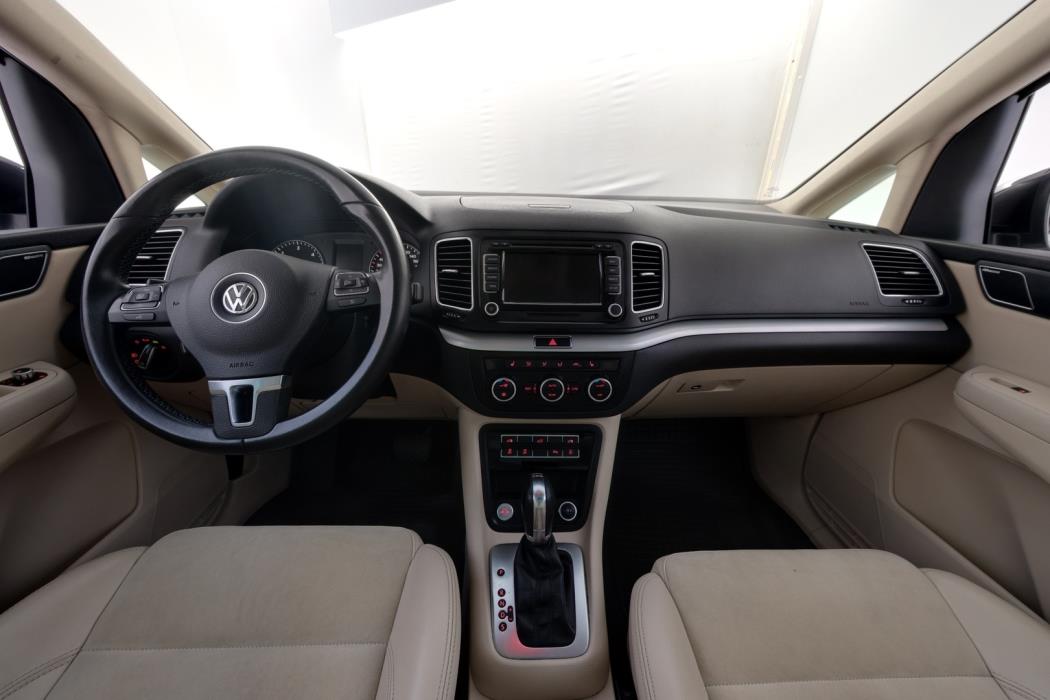 VOLKSWAGEN Sharan 2013