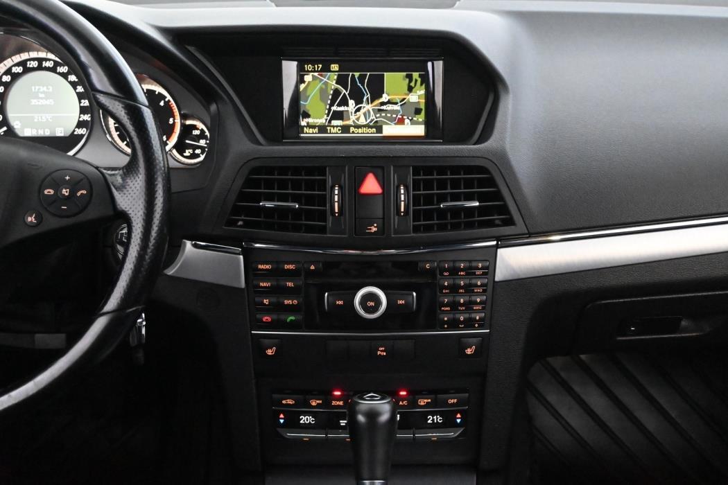 MERCEDES-BENZ E 2011